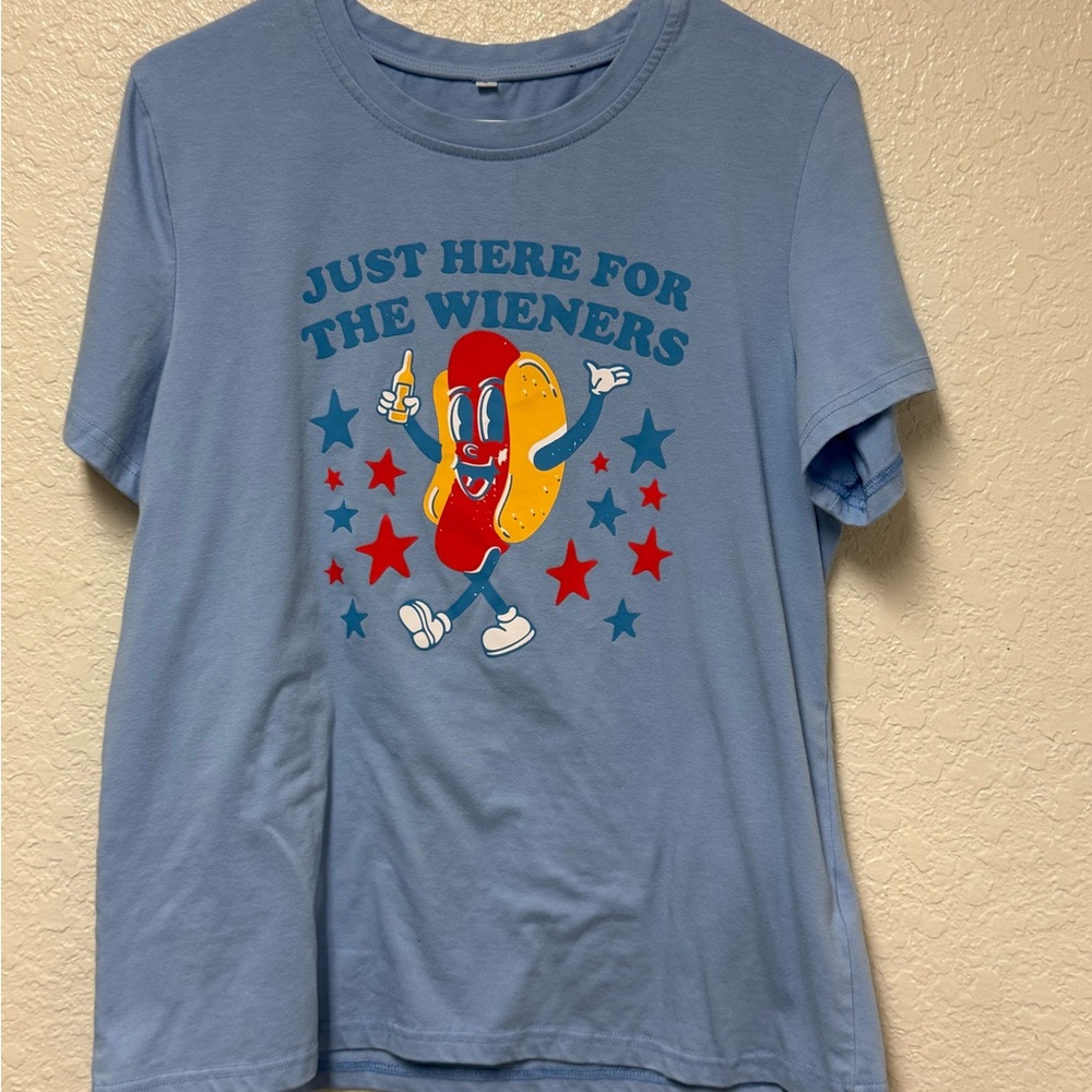 “Just here for the Wieners” Funny Graphic T-Shirt Size Large - Picture 9 of 12